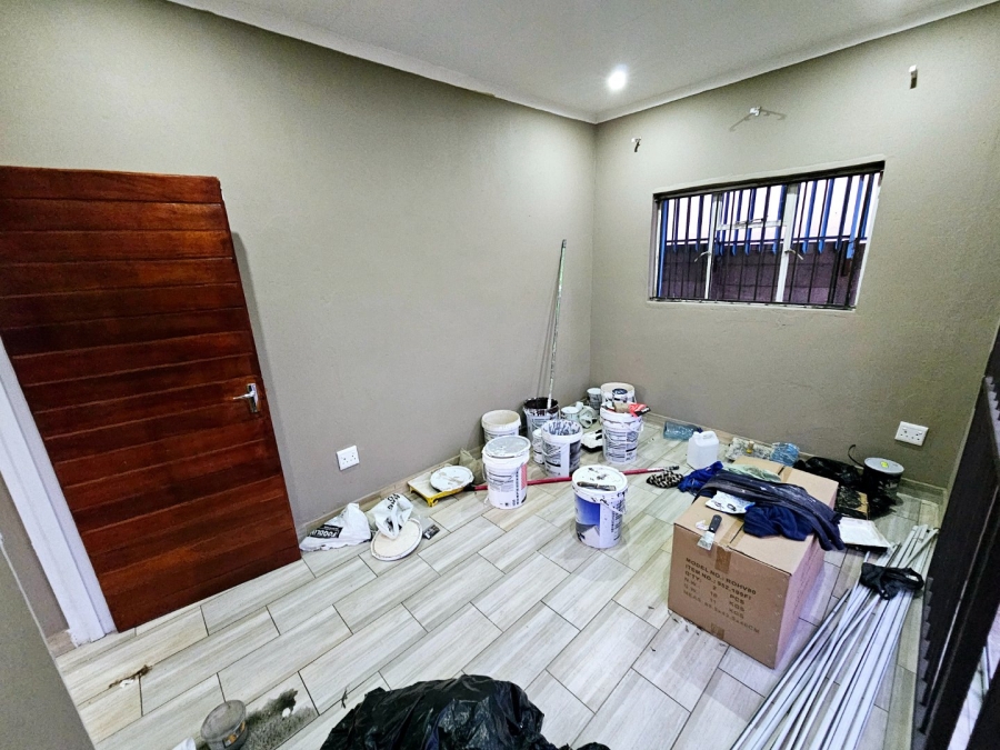 To Let 3 Bedroom Property for Rent in Erasmia Gauteng