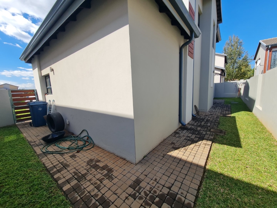 3 Bedroom Property for Sale in Raslouw A H Gauteng
