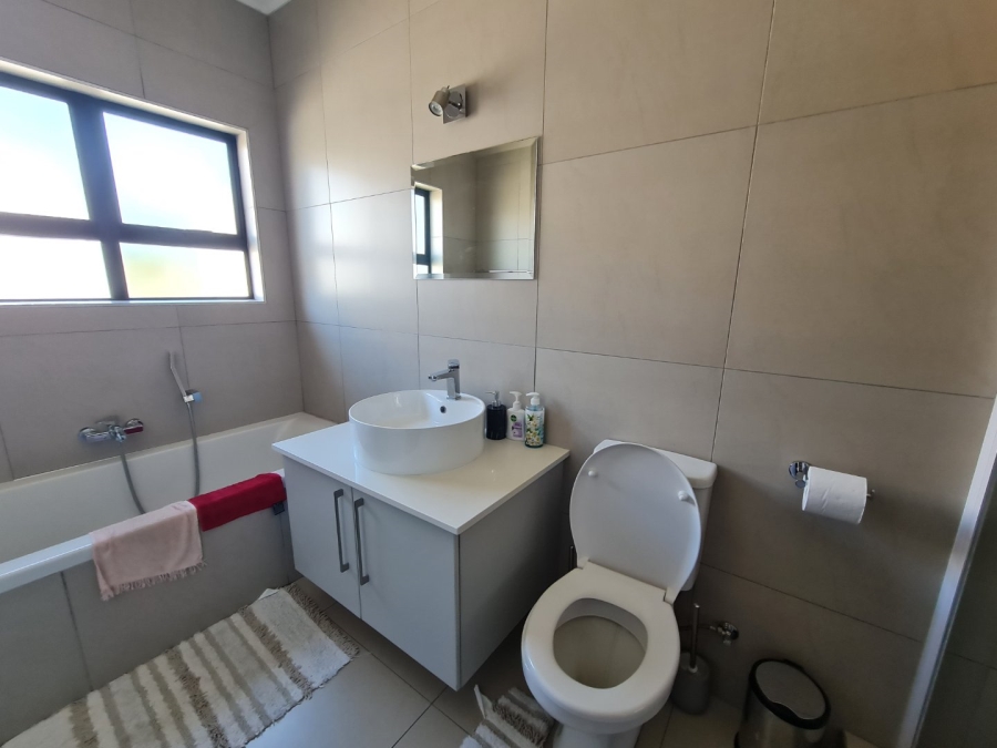 3 Bedroom Property for Sale in Raslouw A H Gauteng