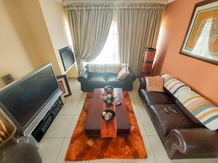 4 Bedroom Property for Sale in Monavoni Gauteng