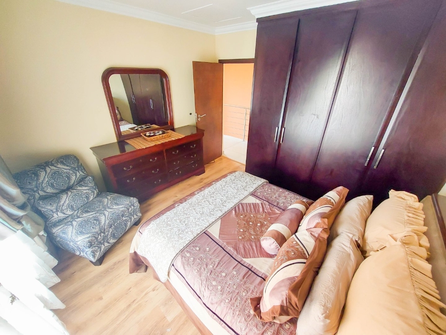 4 Bedroom Property for Sale in Monavoni Gauteng