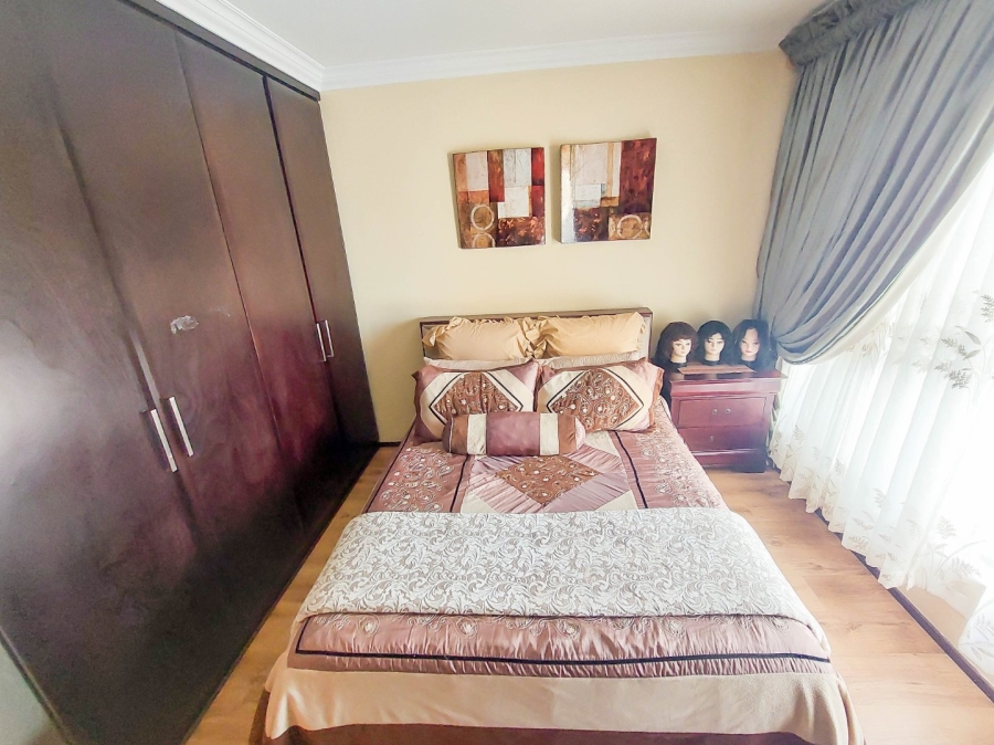 4 Bedroom Property for Sale in Monavoni Gauteng