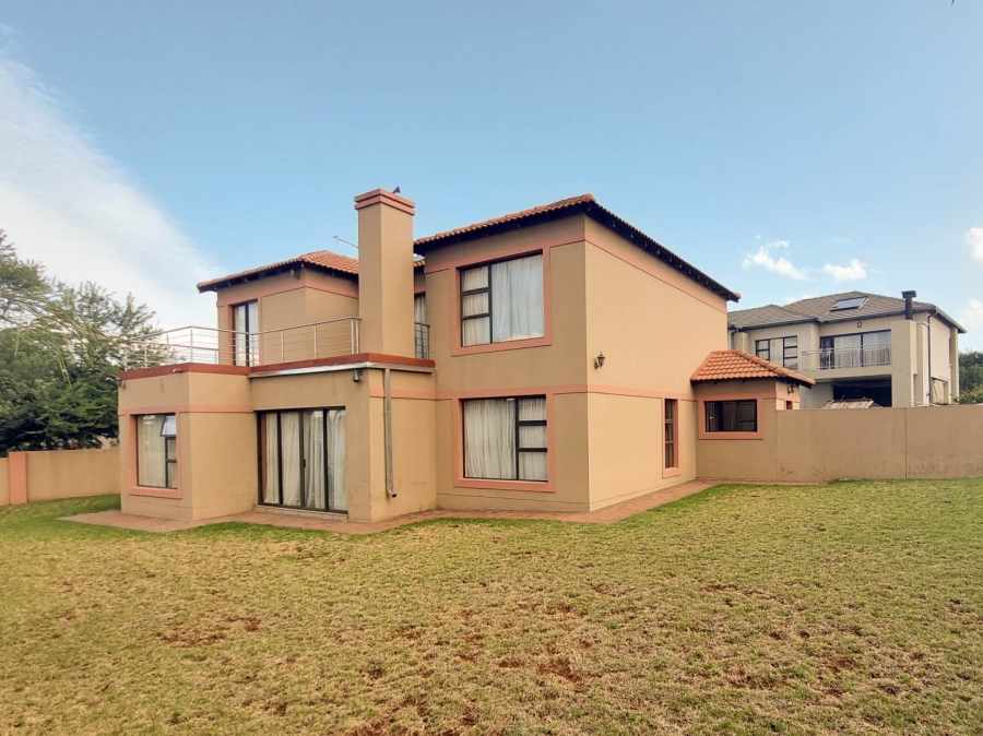 4 Bedroom Property for Sale in Monavoni Gauteng