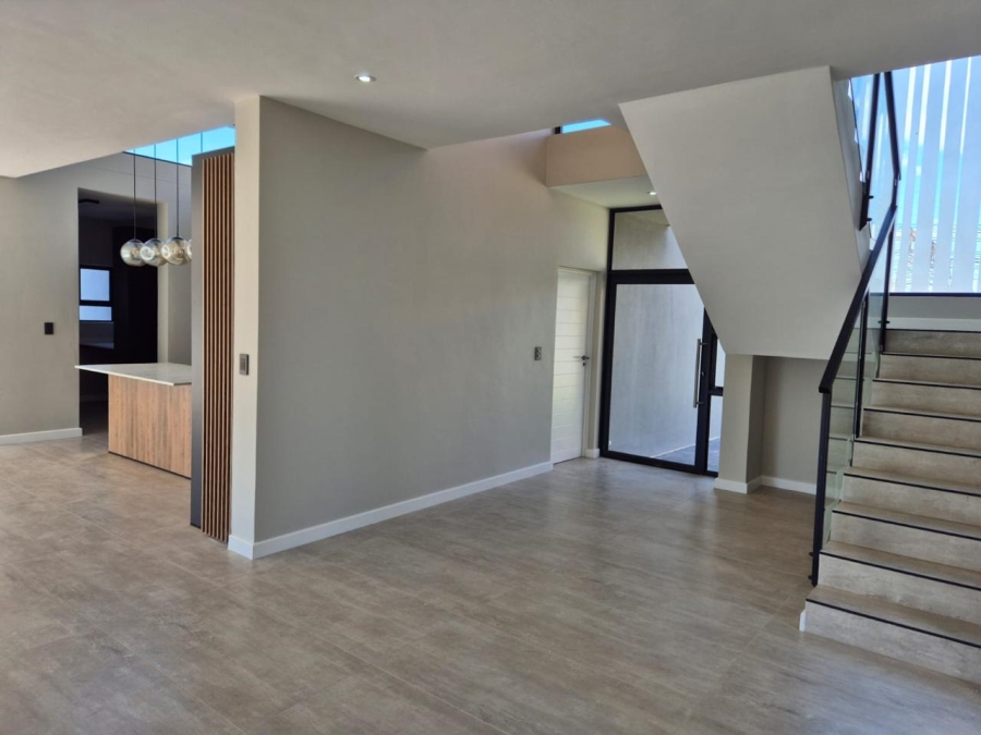 4 Bedroom Property for Sale in Midstream Estate Gauteng