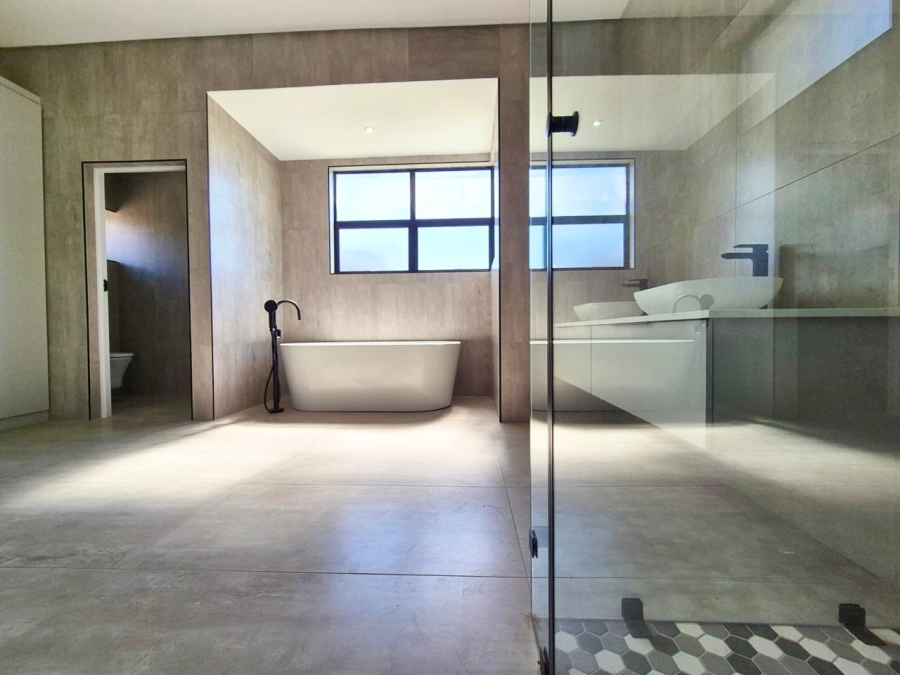 4 Bedroom Property for Sale in Midstream Estate Gauteng