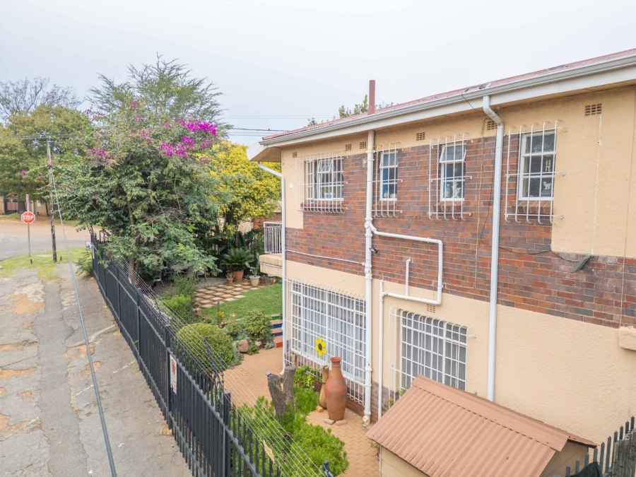 2 Bedroom Property for Sale in Primrose Hill Gauteng