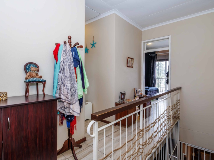 2 Bedroom Property for Sale in Primrose Hill Gauteng