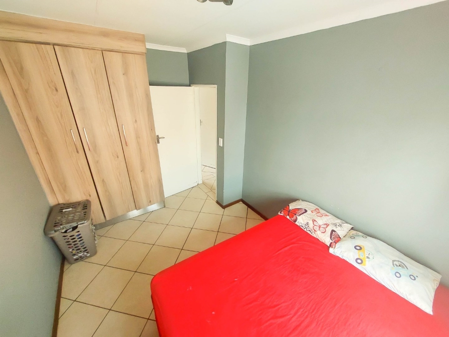 3 Bedroom Property for Sale in Monavoni Gauteng