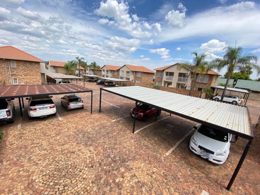 To Let 2 Bedroom Property for Rent in Highveld Gauteng