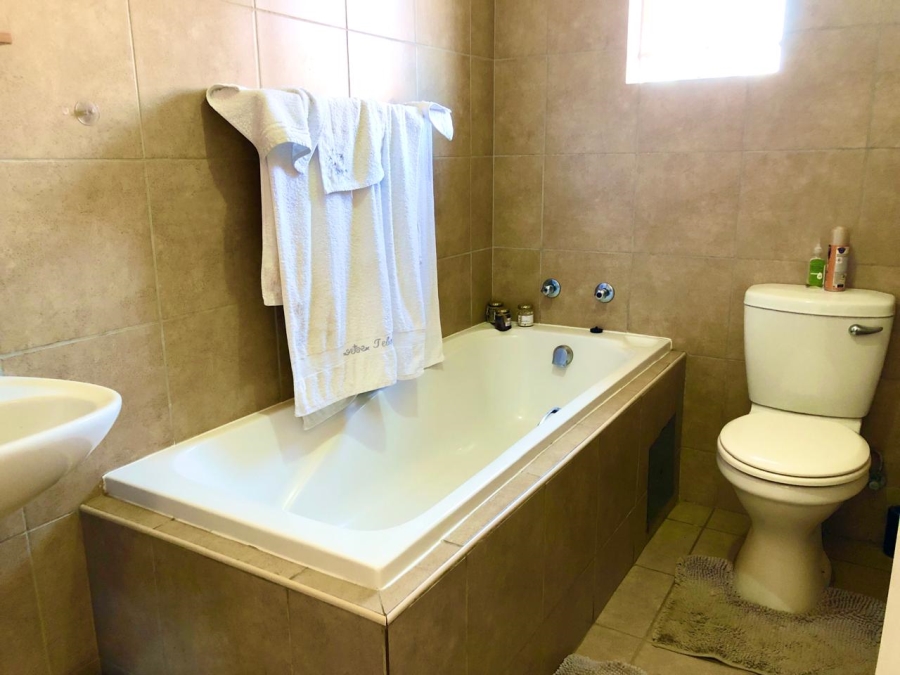 3 Bedroom Property for Sale in Thatch Hill Estate Gauteng