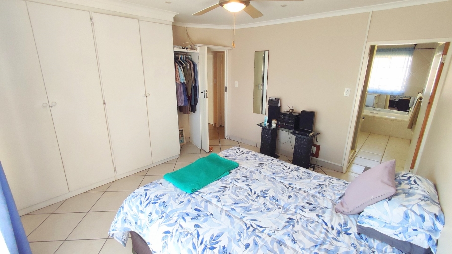 3 Bedroom Property for Sale in Amberfield Gauteng