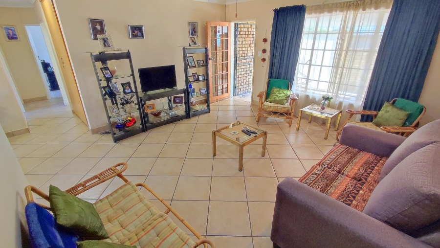 3 Bedroom Property for Sale in Amberfield Gauteng