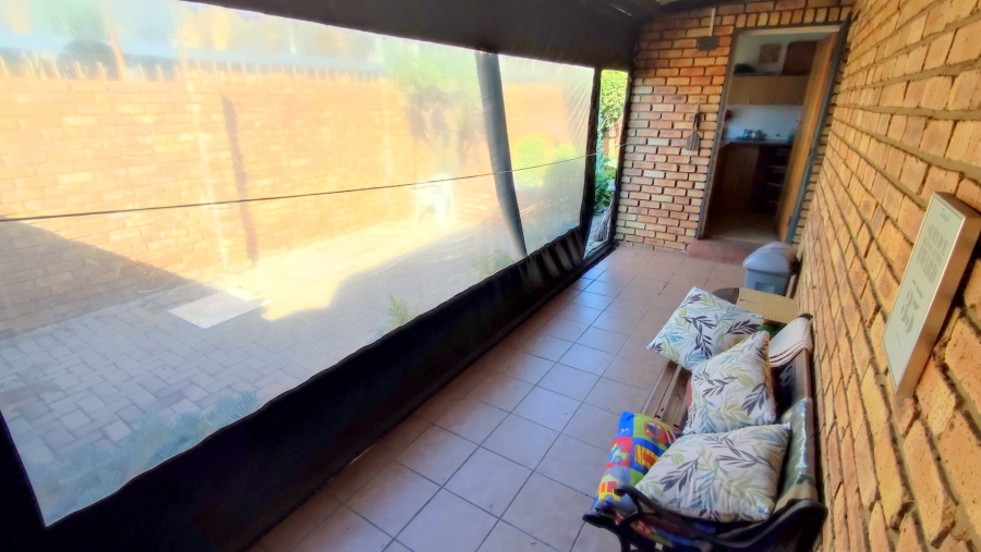 3 Bedroom Property for Sale in Amberfield Gauteng