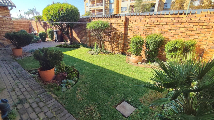 3 Bedroom Property for Sale in Amberfield Gauteng