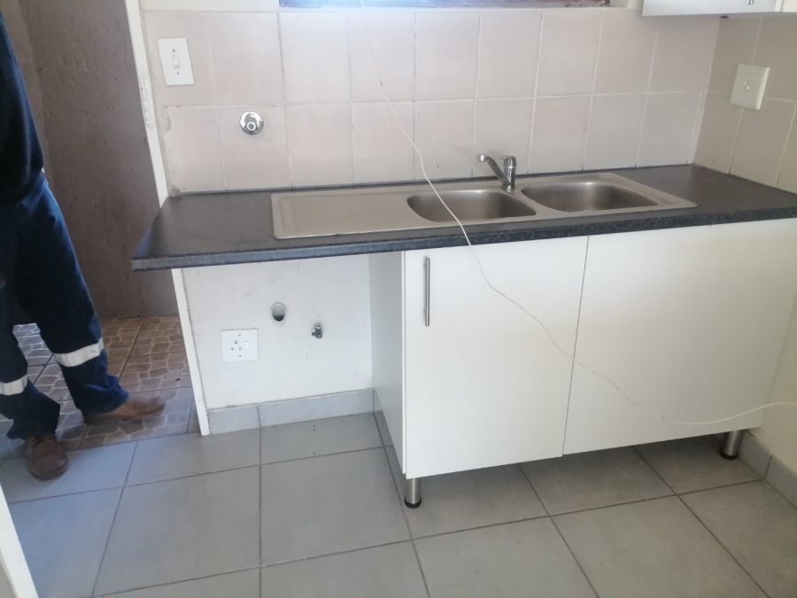 2 Bedroom Property for Sale in Beyers Park Gauteng