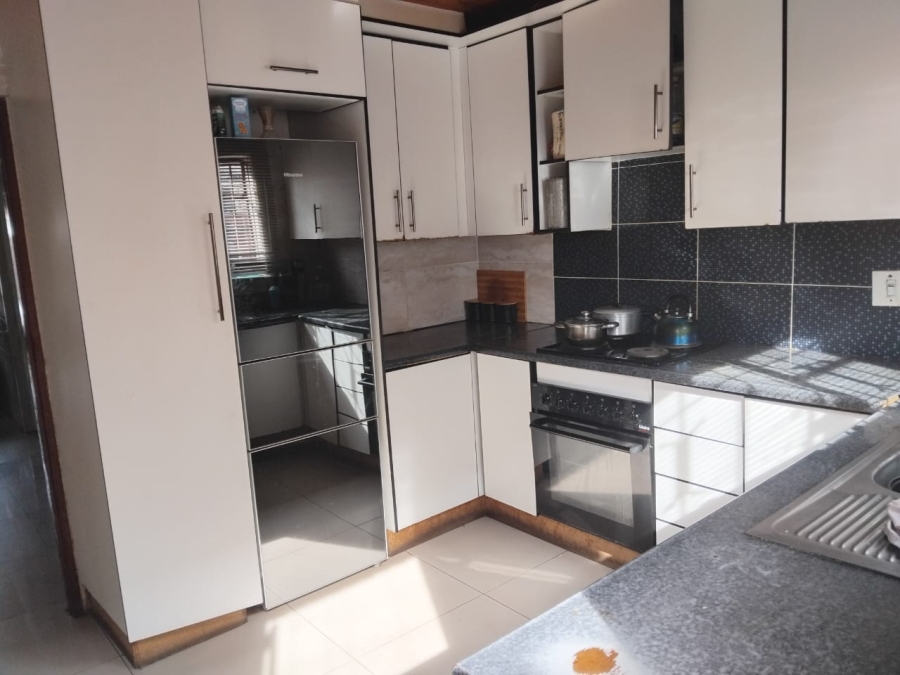 3 Bedroom Property for Sale in Klipspruit Gauteng