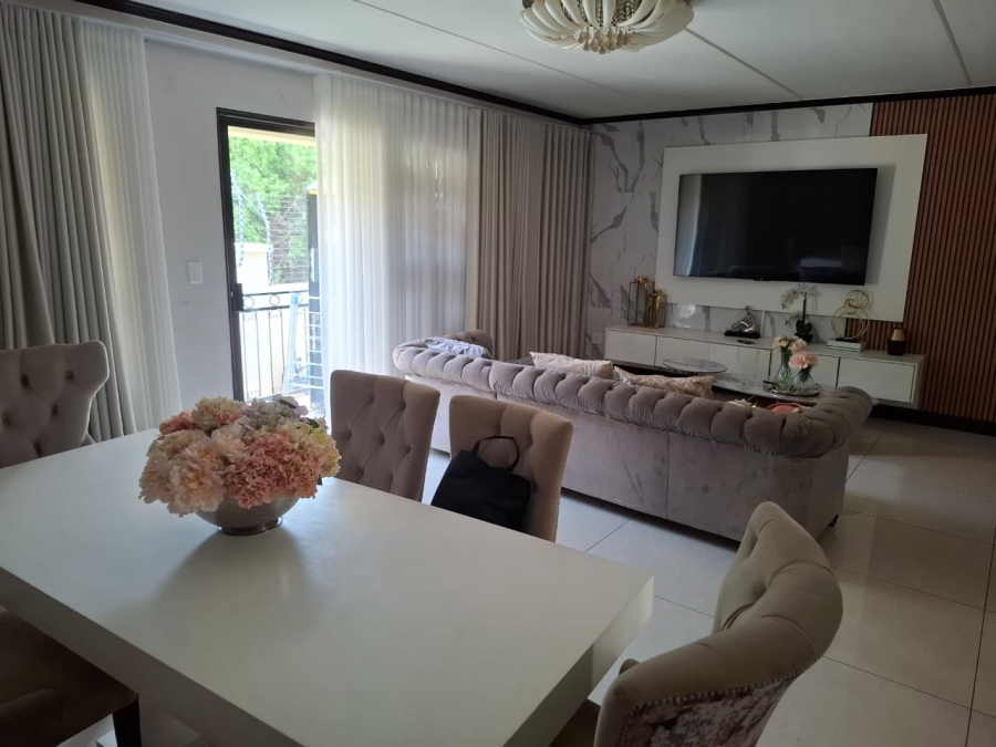 3 Bedroom Property for Sale in Carlswald Estate Gauteng