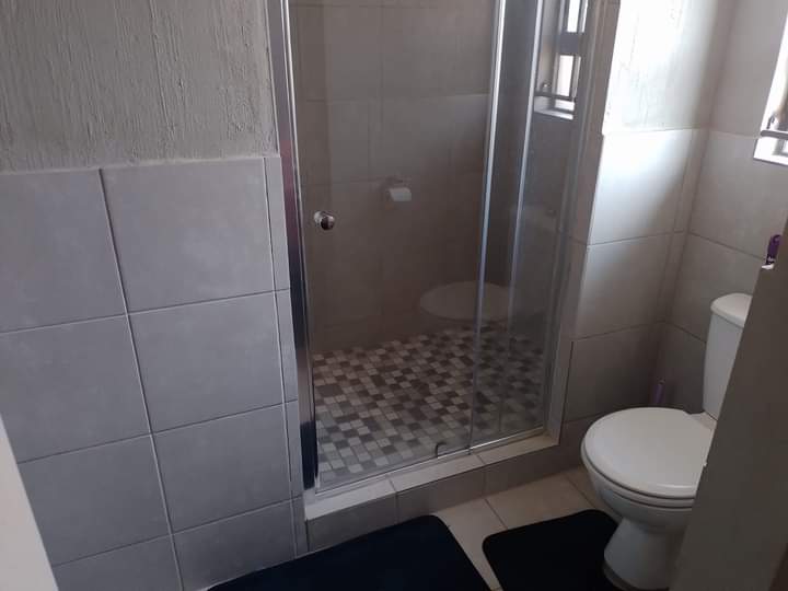 3 Bedroom Property for Sale in Azaadville Gardens Gauteng