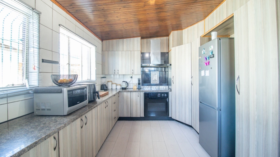 3 Bedroom Property for Sale in Primrose East Gauteng