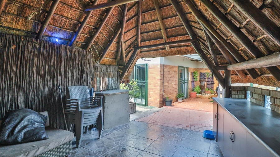 3 Bedroom Property for Sale in Primrose East Gauteng