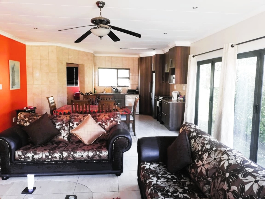 4 Bedroom Property for Sale in Vaal Marina Gauteng