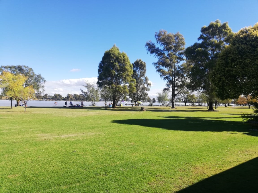 4 Bedroom Property for Sale in Vaal Marina Gauteng
