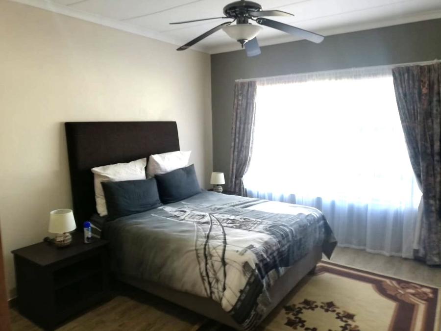 4 Bedroom Property for Sale in Vaal Marina Gauteng