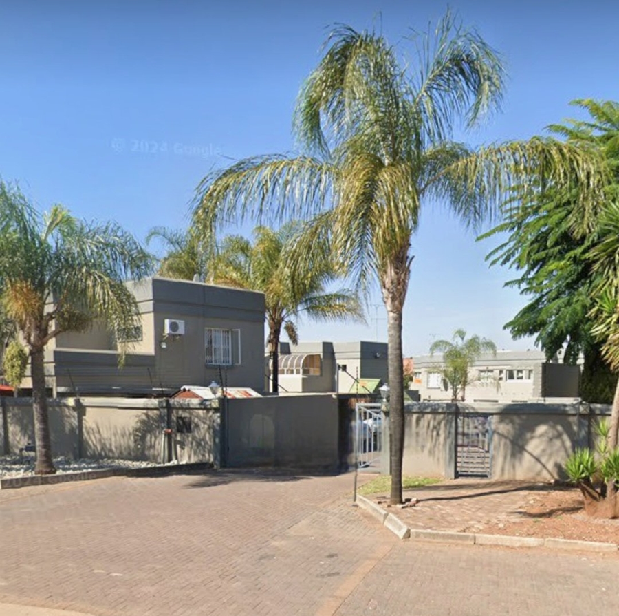 4 Bedroom Property for Sale in Erasmia Gauteng