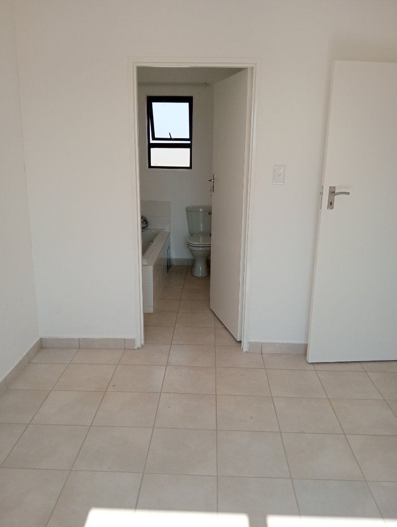 3 Bedroom Property for Sale in Windmill Park Gauteng