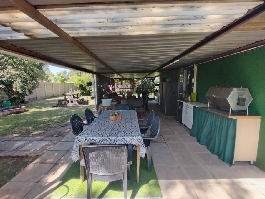 3 Bedroom Property for Sale in Kookrus Gauteng