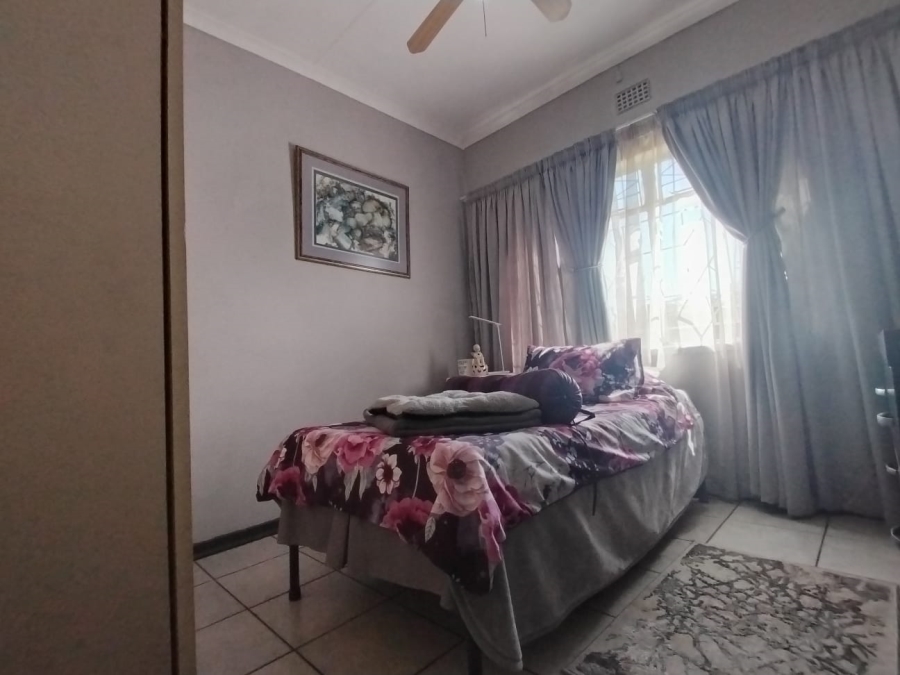 3 Bedroom Property for Sale in Kookrus Gauteng