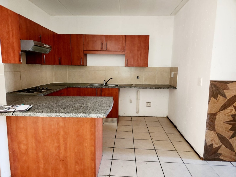 2 Bedroom Property for Sale in Comet Gauteng
