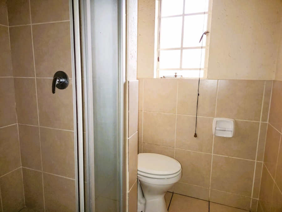 2 Bedroom Property for Sale in Comet Gauteng