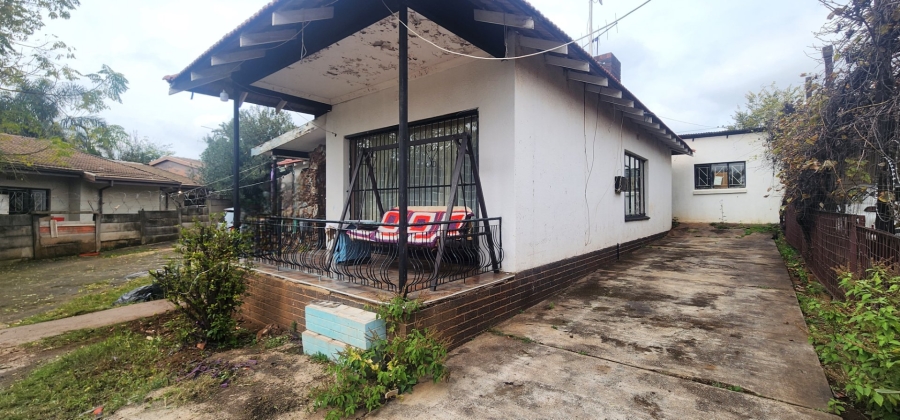 3 Bedroom Property for Sale in Laudium Gauteng