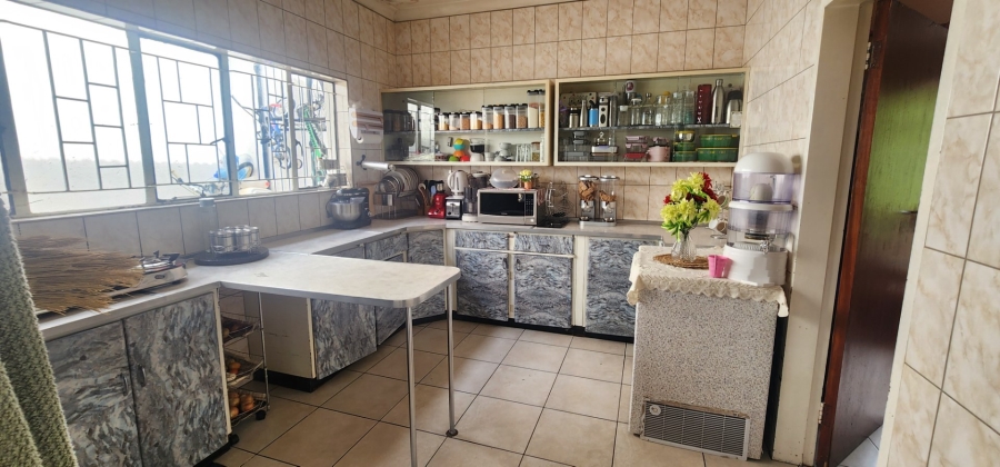 3 Bedroom Property for Sale in Laudium Gauteng