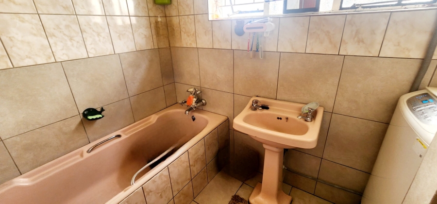 3 Bedroom Property for Sale in Laudium Gauteng