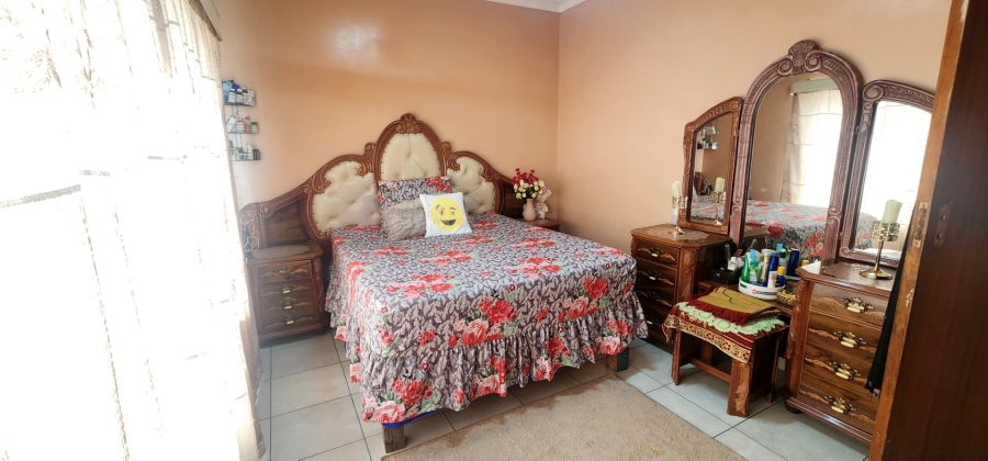 3 Bedroom Property for Sale in Laudium Gauteng