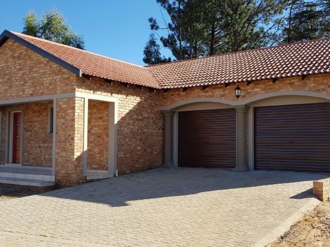 3 Bedroom Property for Sale in Kookrus Gauteng