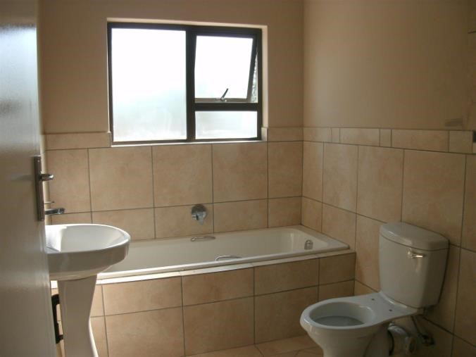 3 Bedroom Property for Sale in Kookrus Gauteng