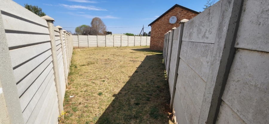 3 Bedroom Property for Sale in Kookrus Gauteng