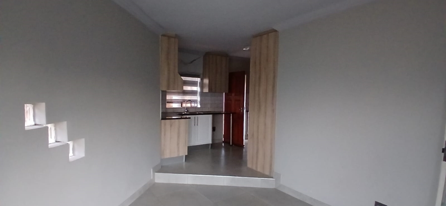 To Let 2 Bedroom Property for Rent in Heuweloord Gauteng
