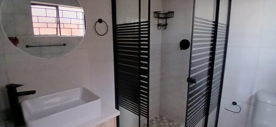 To Let 2 Bedroom Property for Rent in Heuweloord Gauteng