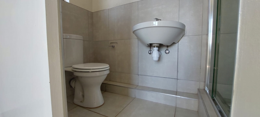 To Let 2 Bedroom Property for Rent in Alan Manor Gauteng