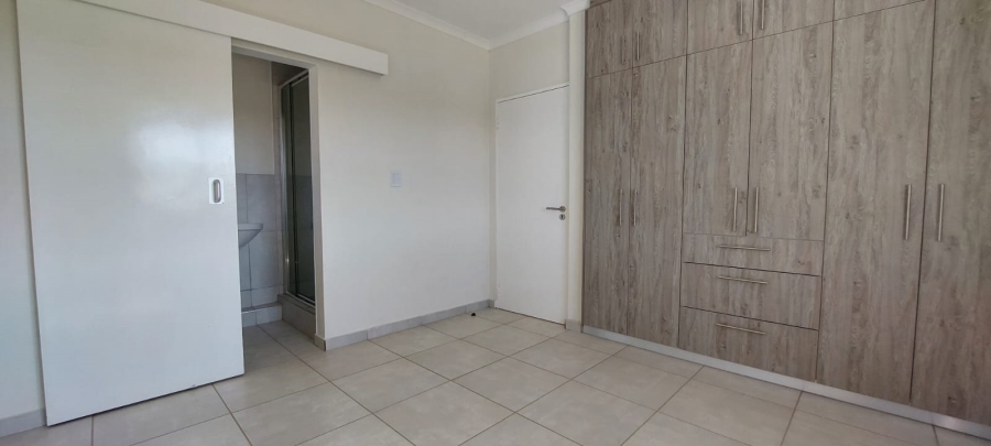 To Let 2 Bedroom Property for Rent in Alan Manor Gauteng