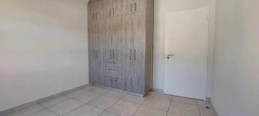 To Let 2 Bedroom Property for Rent in Alan Manor Gauteng