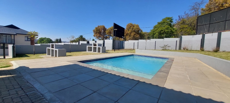 To Let 2 Bedroom Property for Rent in Alan Manor Gauteng