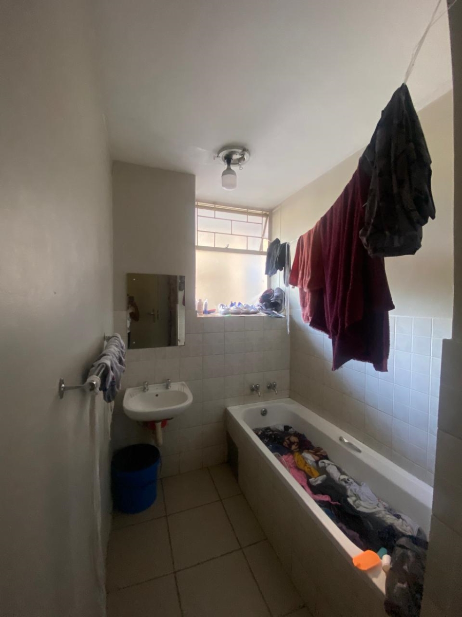 2 Bedroom Property for Sale in Muckleneuk Gauteng