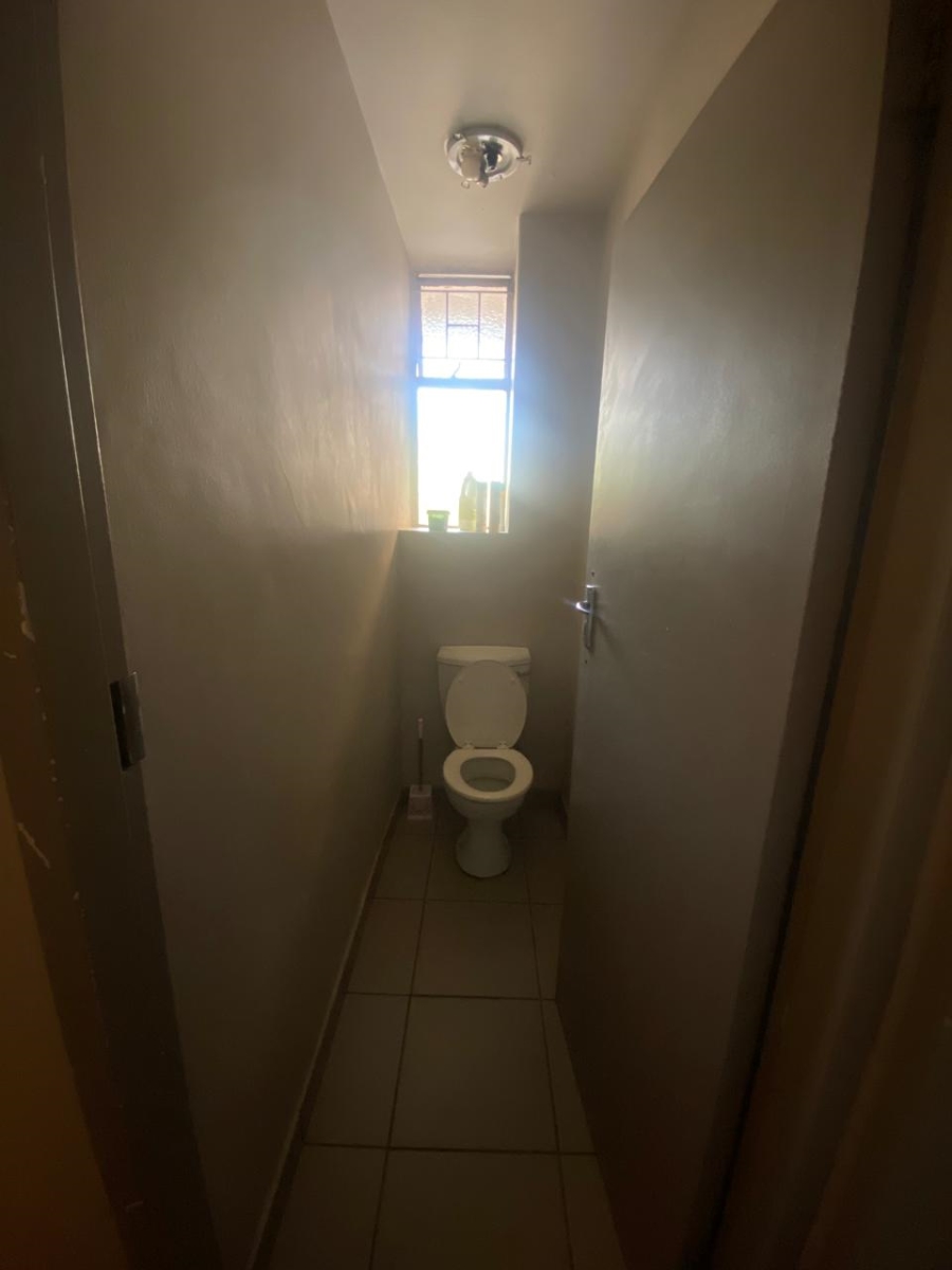 2 Bedroom Property for Sale in Muckleneuk Gauteng