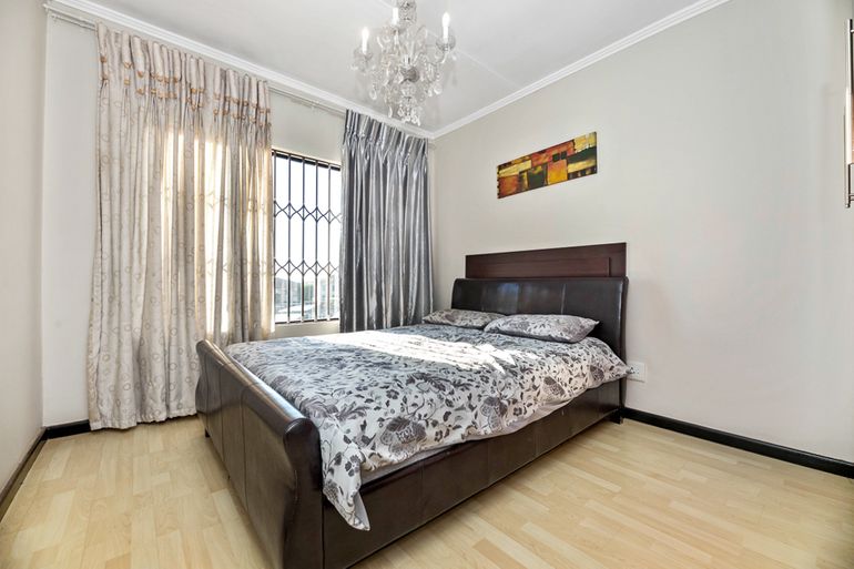 To Let 3 Bedroom Property for Rent in Greenstone Ridge Gauteng