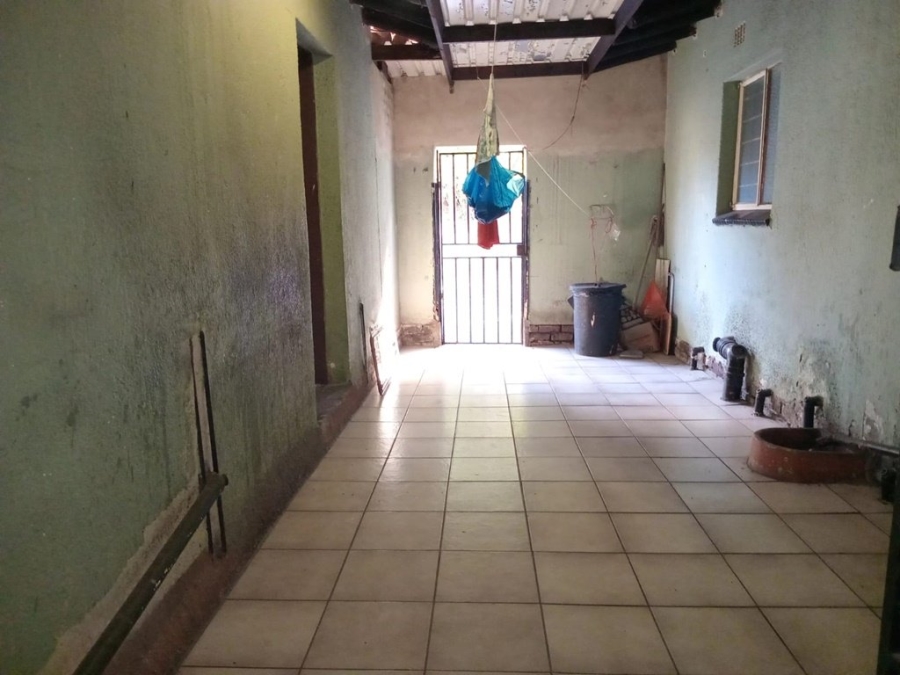 4 Bedroom Property for Sale in Mackenzie Park Gauteng